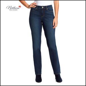 Plus Size High Rise Straight Leg Jeans with Stretch Fabric